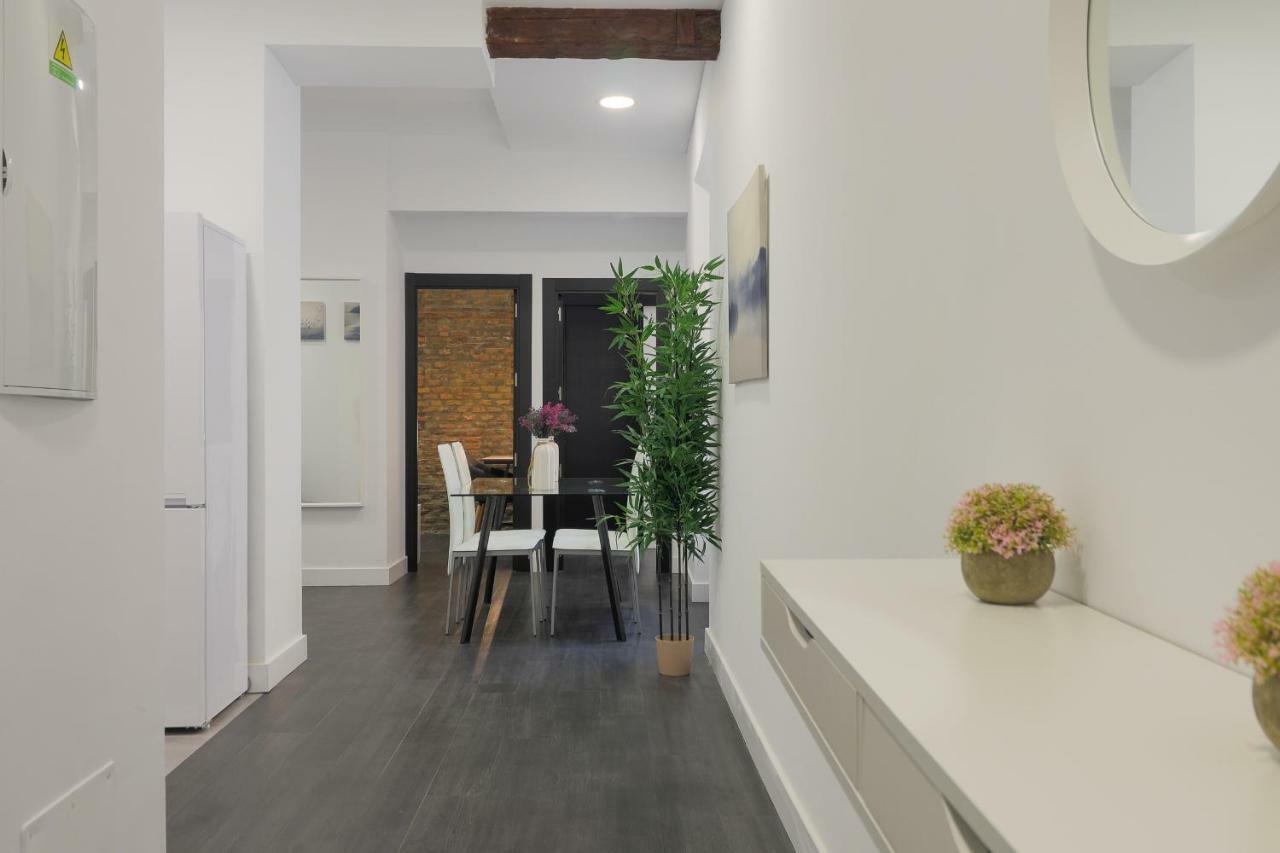 Industrial Style 2 Bedroom In Town Malaga Bagian luar foto